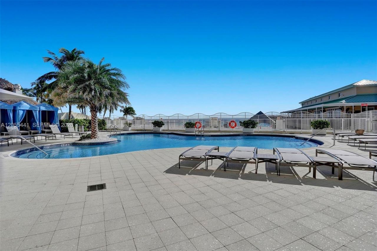16699 Collins Ave , Unit 1908, Sunny Isles Beach, FL 33160 Photo