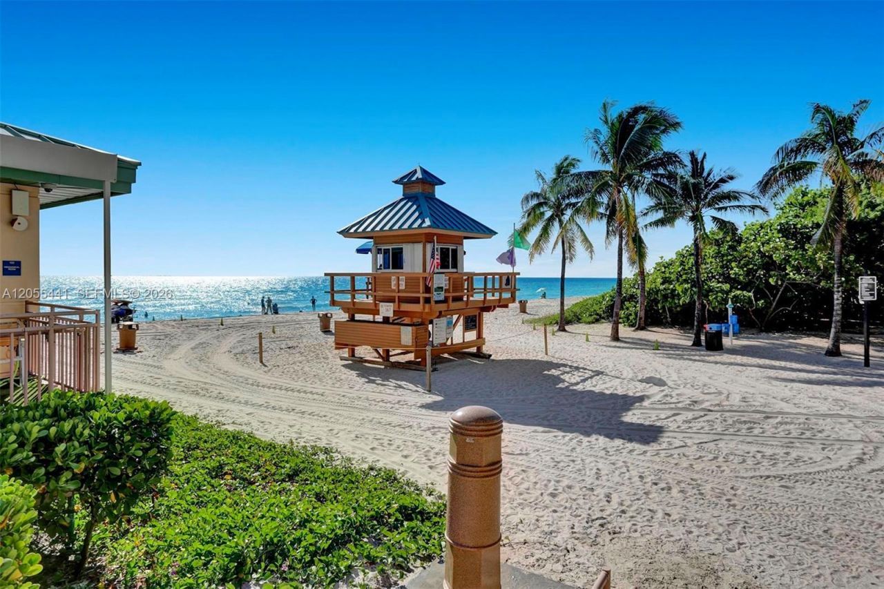 16699 Collins Ave , Unit 1908, Sunny Isles Beach, FL 33160 Photo