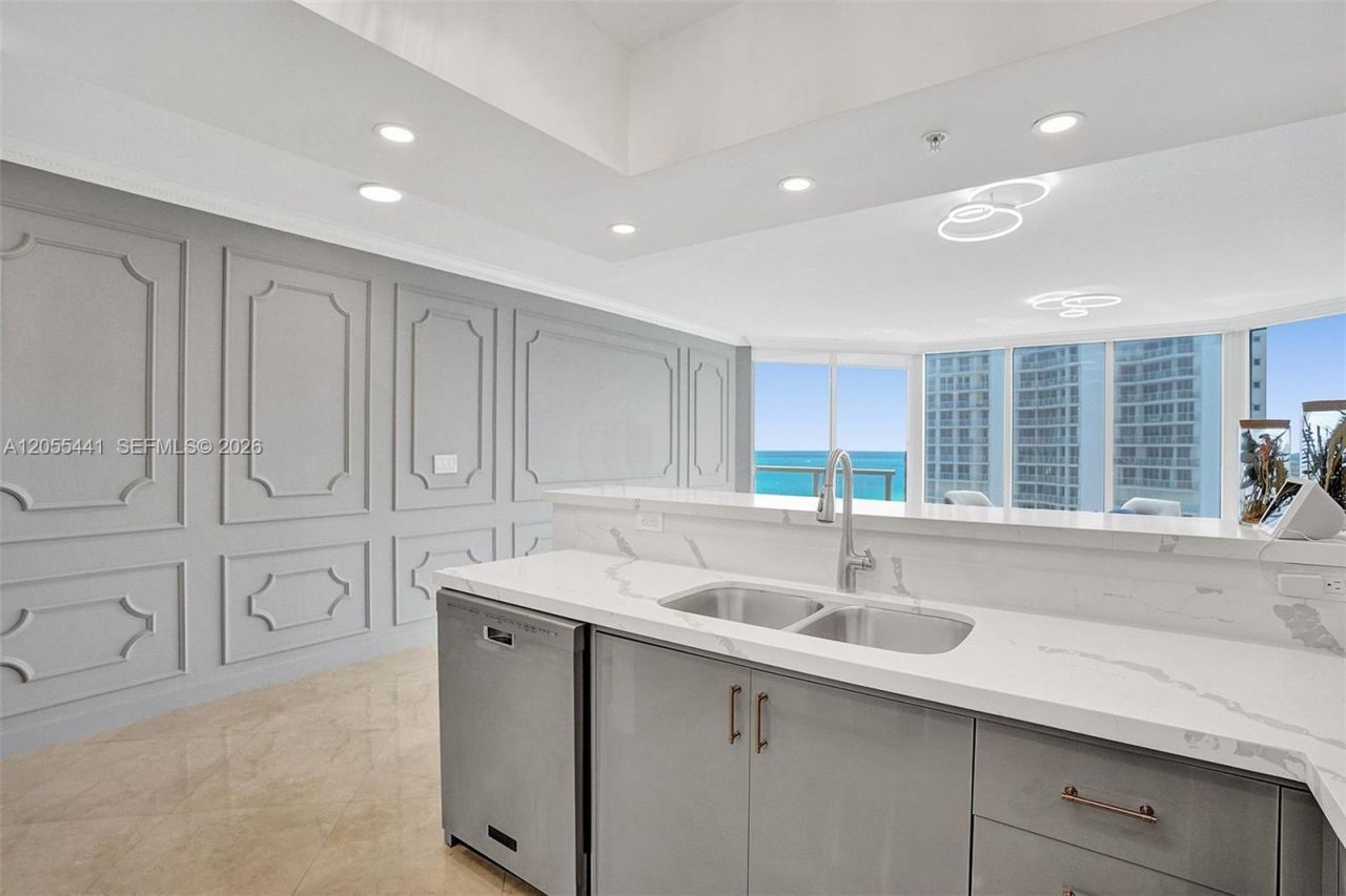 16699 Collins Ave , Unit 1908, Sunny Isles Beach, FL 33160 Photo