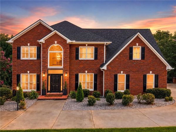 296 Cloudland Road , Dahlonega, GA 30533
