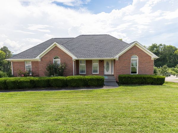 396 Solitude Cir , Goodlettsville, TN 37072