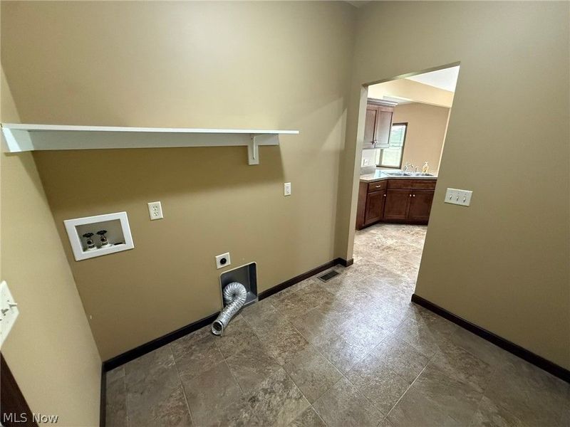 485 Gasser Circle SE, New Philadelphia, OH 44663 Photo 34