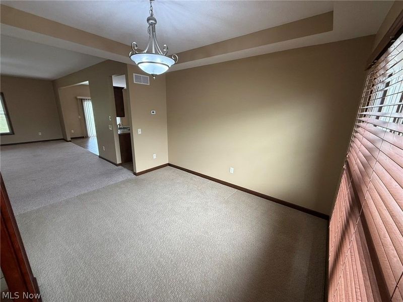 485 Gasser Circle SE, New Philadelphia, OH 44663 Photo 9