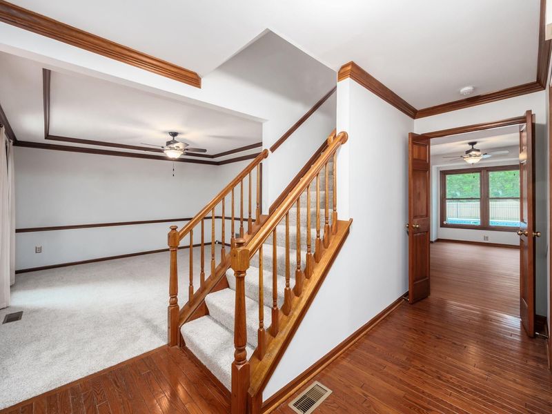 2216 London Plane Drive, Columbus, OH 43235 Photo 2
