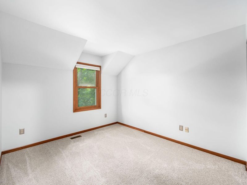 2216 London Plane Drive, Columbus, OH 43235 Photo 32