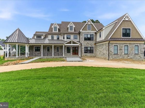 717 FEATHERBED LANE , GLEN MILLS, PA 19342