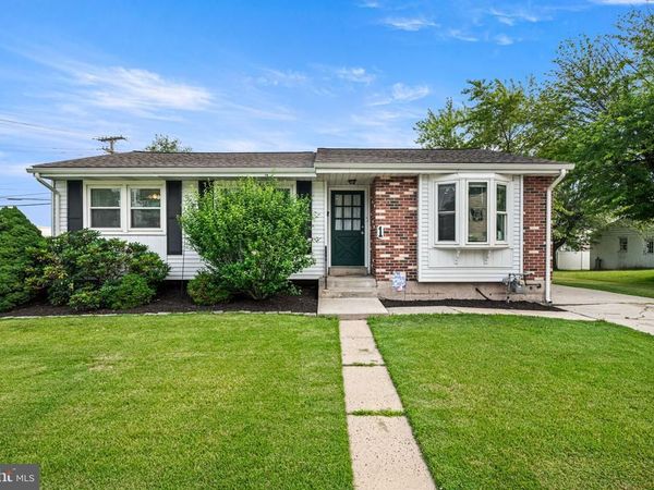 1 MAPLEWOOD COURT, DOUGLASSVILLE, PA 19518