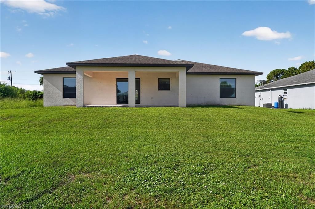 2712 15th St Sw, Lehigh Acres, FL 33976 Photo