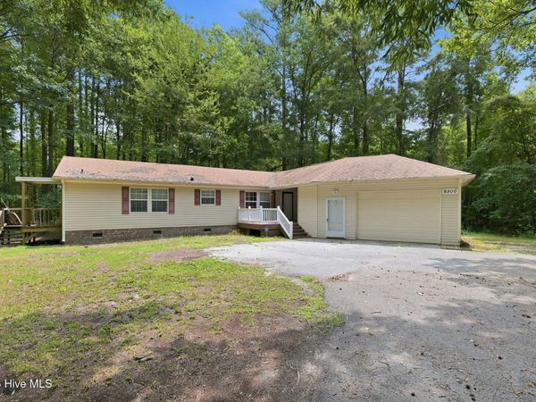 3800 Frances Avenue , New Bern, NC 28562