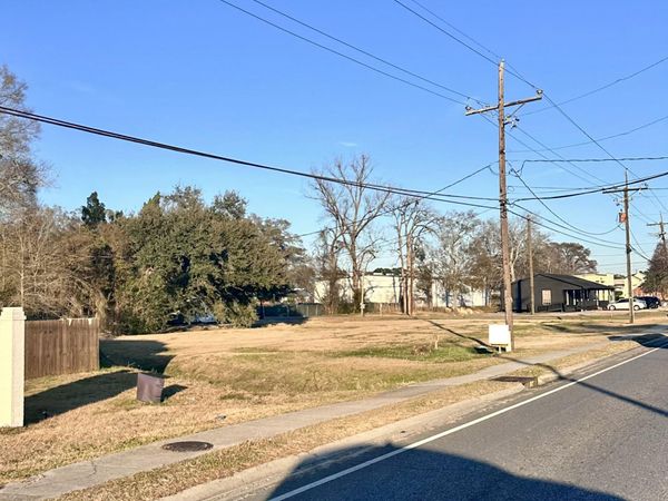 Lot# 16-A Cornerview St, Gonzales, LA 70737