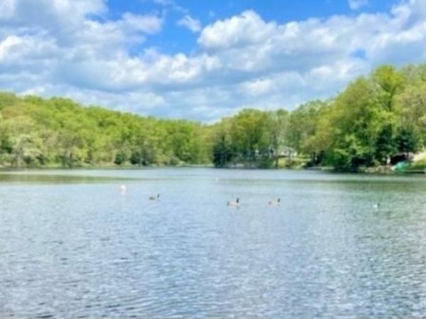 378 Lake Shore South, Montague, NJ 07827