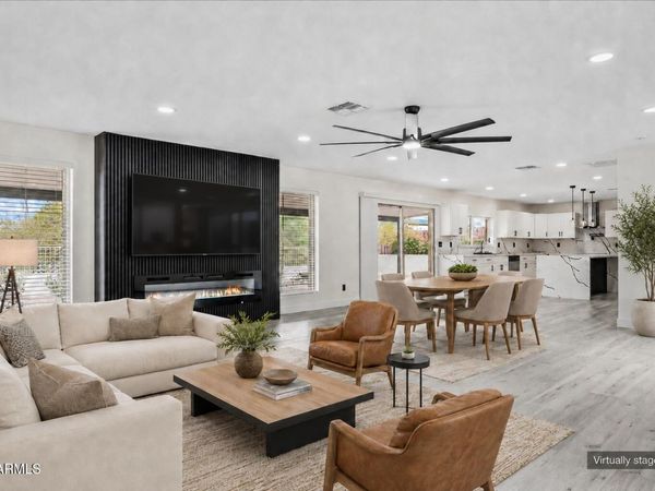 9402 N 18TH Street N, Phoenix, AZ 85020