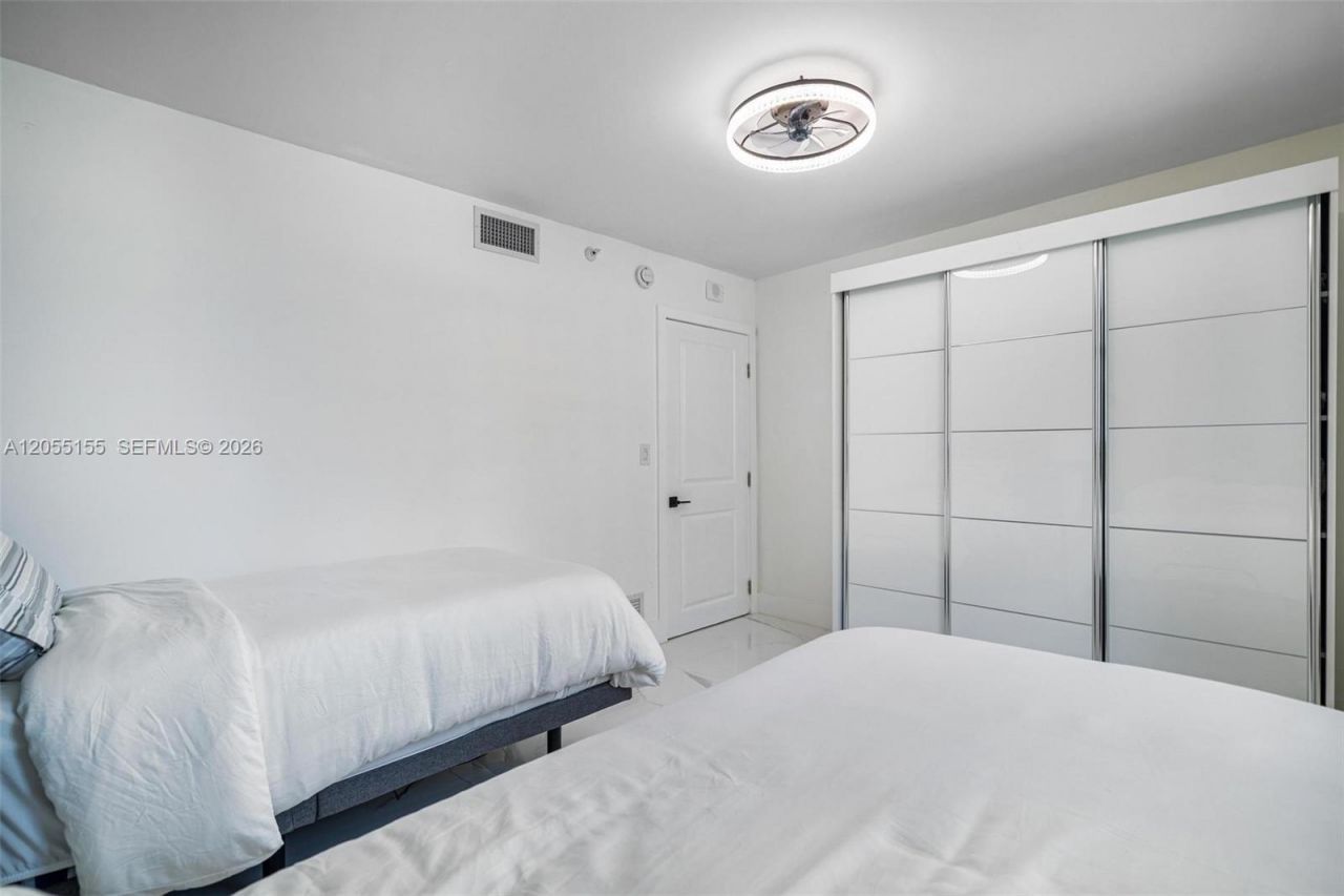 1623 Collins Ave , Unit 716, Miami Beach, FL 33139 Photo