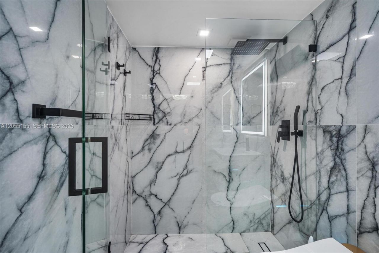 1623 Collins Ave , Unit 716, Miami Beach, FL 33139 Photo