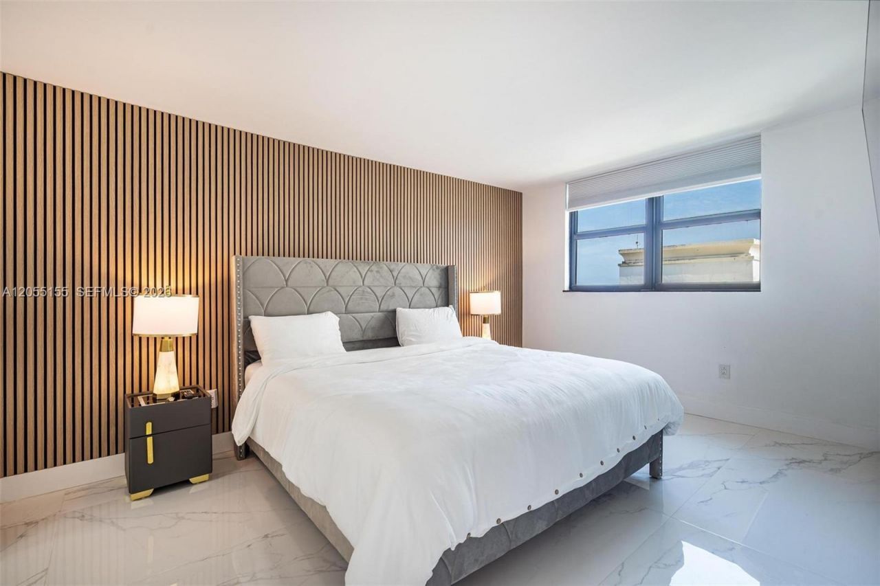 1623 Collins Ave , Unit 716, Miami Beach, FL 33139 Photo
