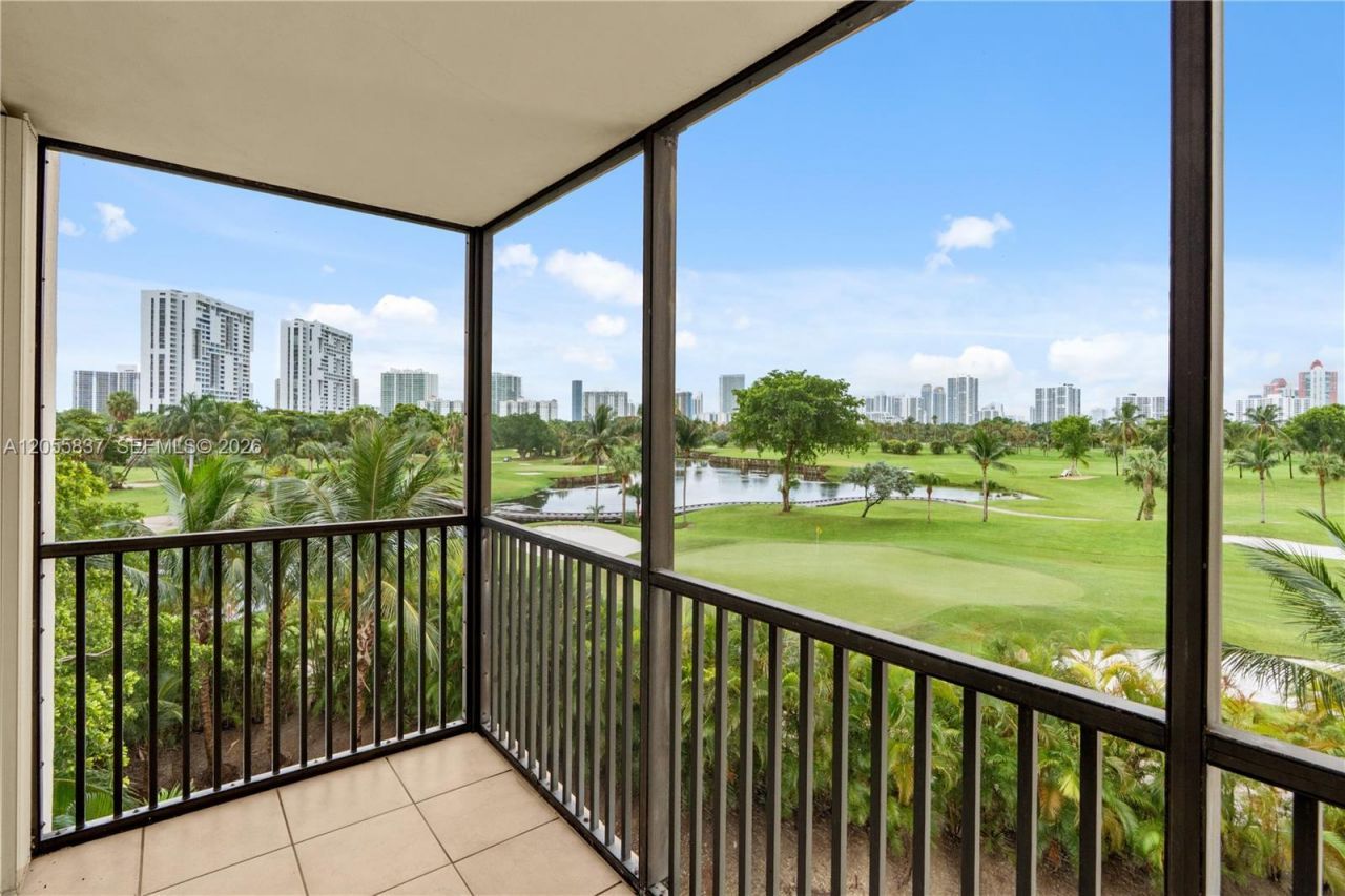 20379 W Country Club Dr, Unit 433, Aventura, FL 33180 Photo