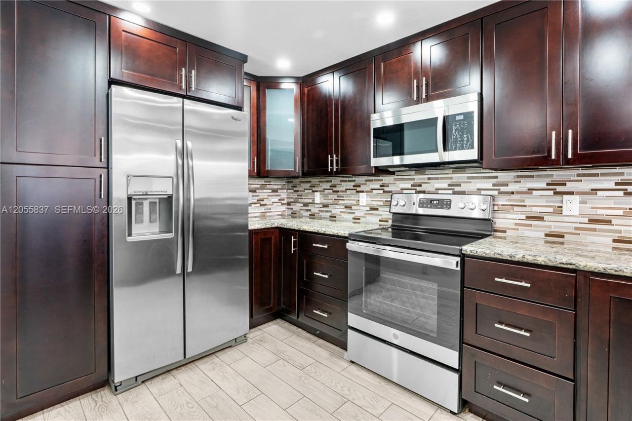 20379 W Country Club Dr, Unit 433, Aventura, FL 33180 Photo