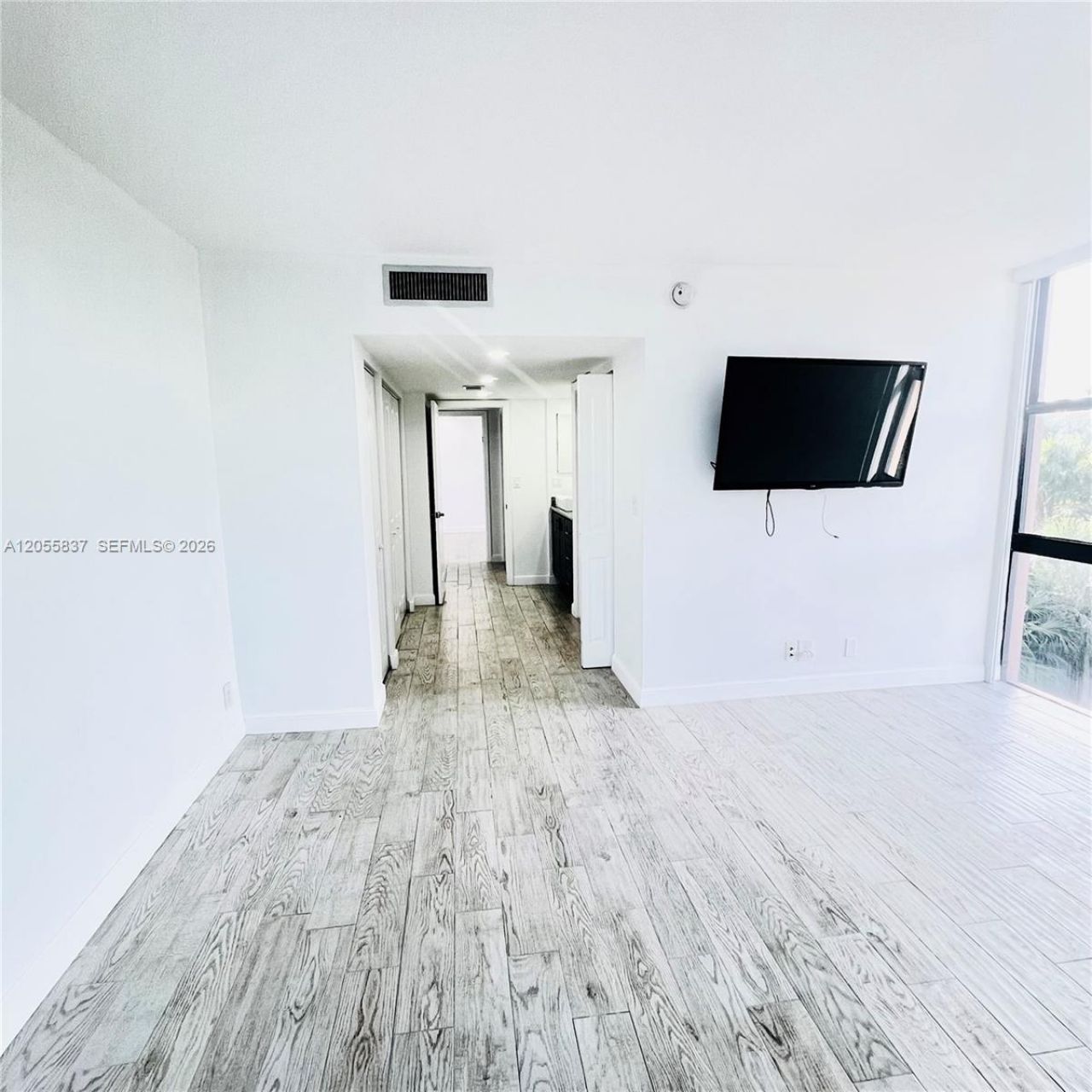 20379 W Country Club Dr, Unit 433, Aventura, FL 33180 Photo
