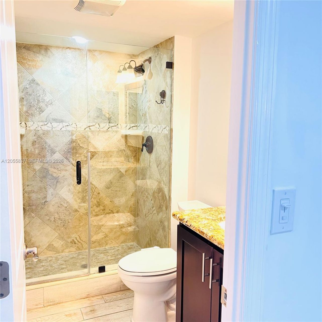 20379 W Country Club Dr, Unit 433, Aventura, FL 33180 Photo