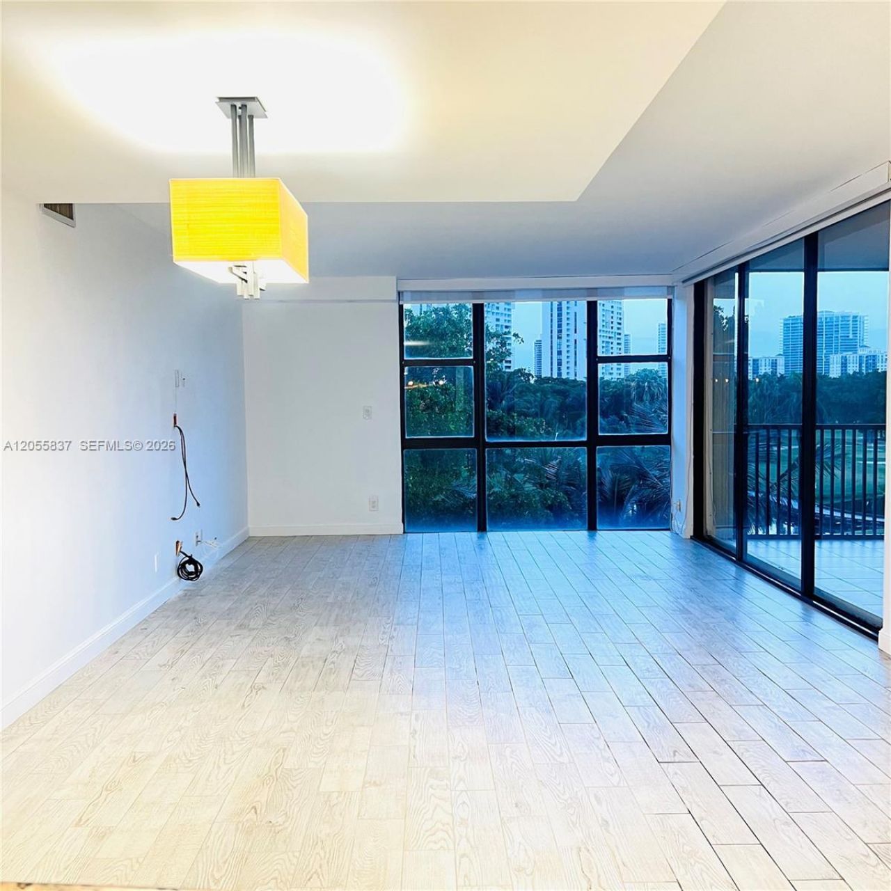 20379 W Country Club Dr, Unit 433, Aventura, FL 33180 Photo