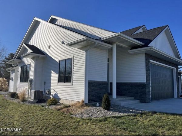 107 Dairy Drive , Edgerton, OH 43517
