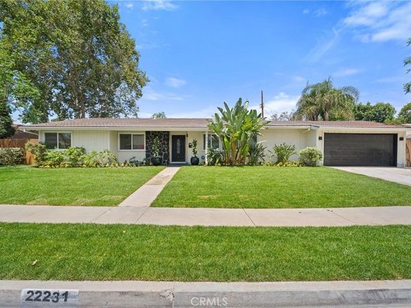 22231 Marlin, Canoga Park, CA 91303