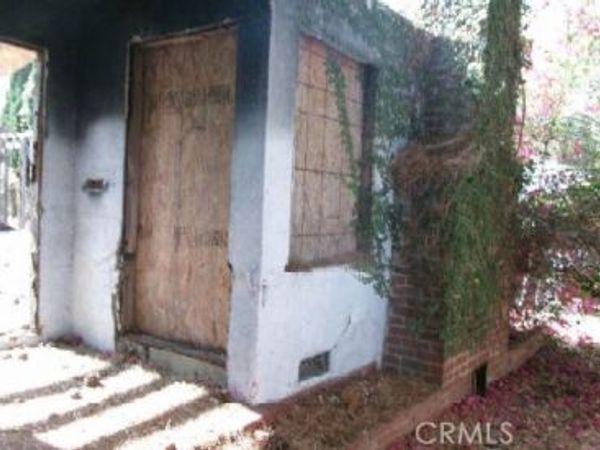 10544 Louisiana Avenue , Los Angeles, CA 90025