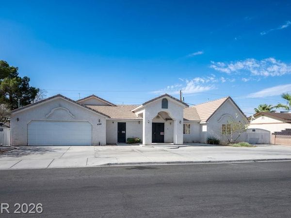 4385 Welter Avenue , Las Vegas, NV 89104