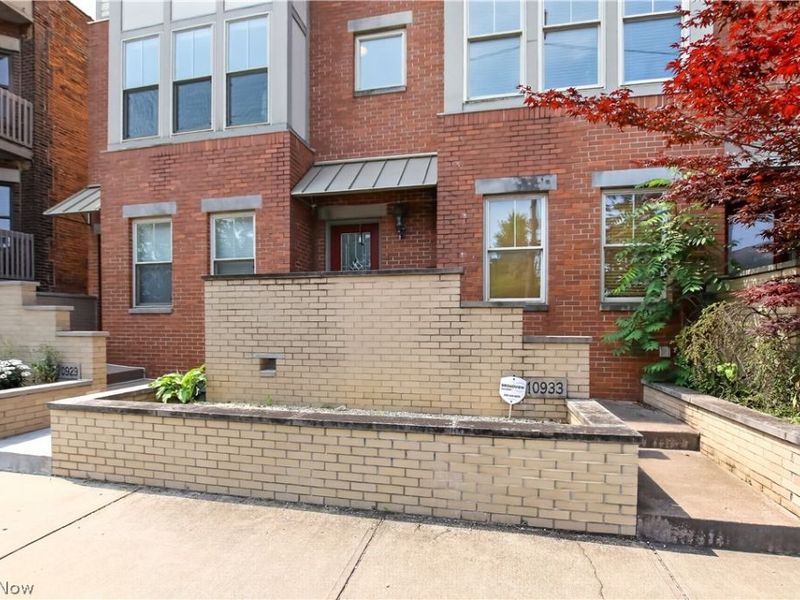 10933 Detroit Avenue, Cleveland, OH 44102 Photo 2