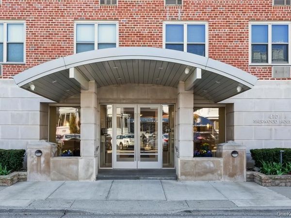410 E Broadway , Unit 4T, Long Beach, NY 11561