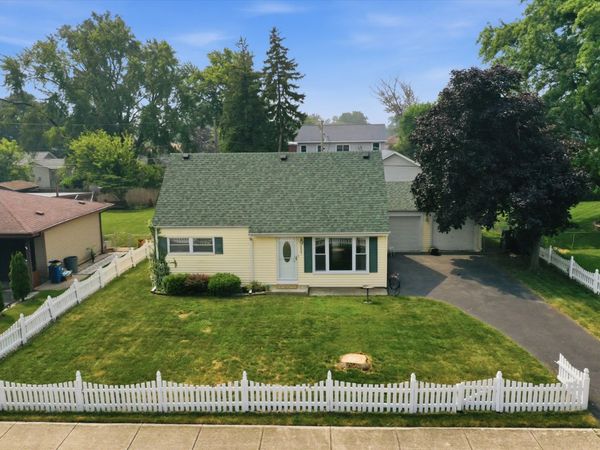 4847 W 84th Place , Burbank, IL 60459