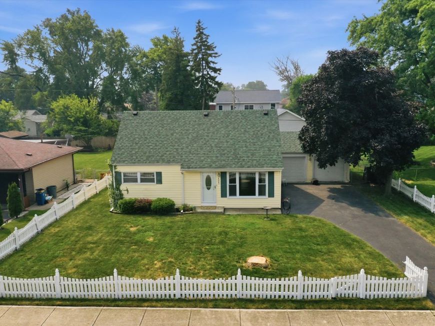 Main Photo