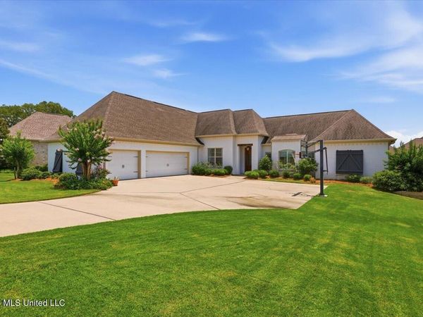 104 Camden Trail, Madison, MS 39110