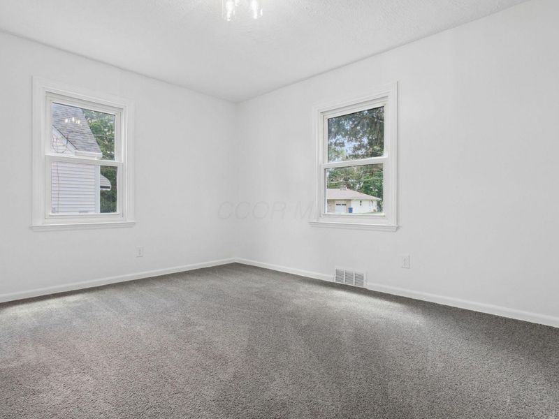 3466 Maize Road, Columbus, OH 43224 Photo 17