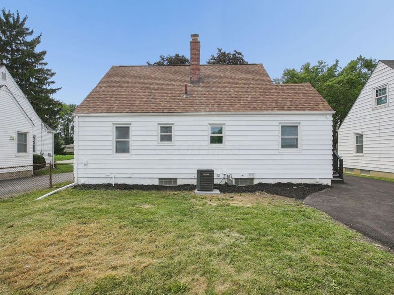 3466 Maize Road, Columbus, OH 43224 Photo 33