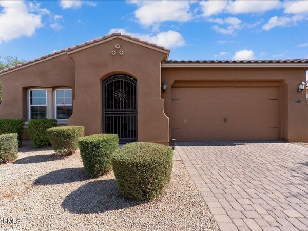 14751 W PASADENA Avenue, Litchfield Park, AZ 85340