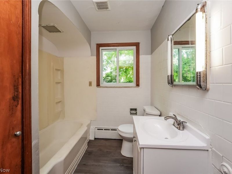 1709 W 22nd Street, Lorain, OH 44052 Photo 8