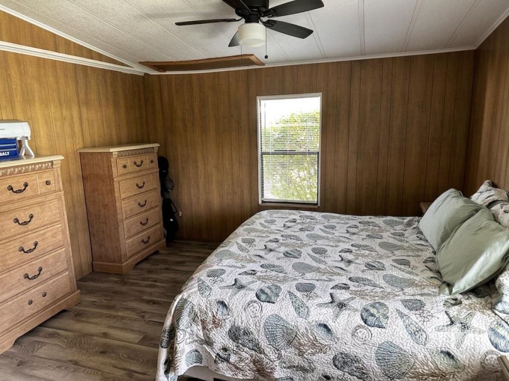 7882 SE Paradise Drive, Stuart, FL 34997 Photo