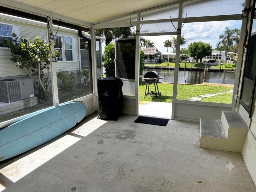 7882 SE Paradise Drive, Stuart, FL 34997 Photo