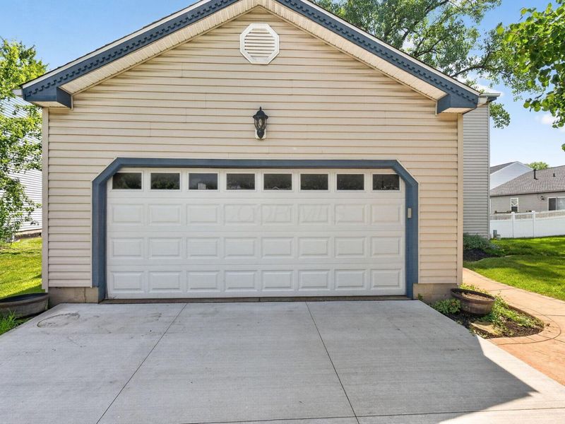 846 Lizzie Lane, Columbus, OH 43213 Photo 12