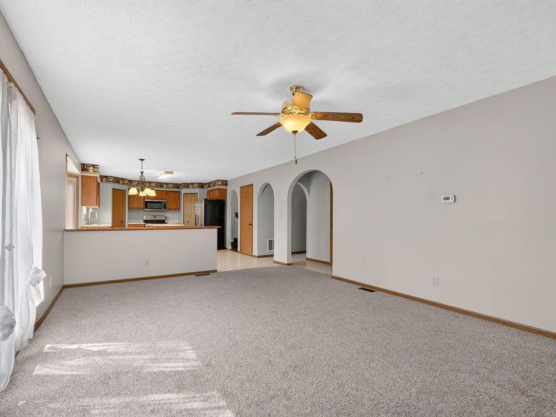 846 Lizzie Lane, Columbus, OH 43213 Photo 22