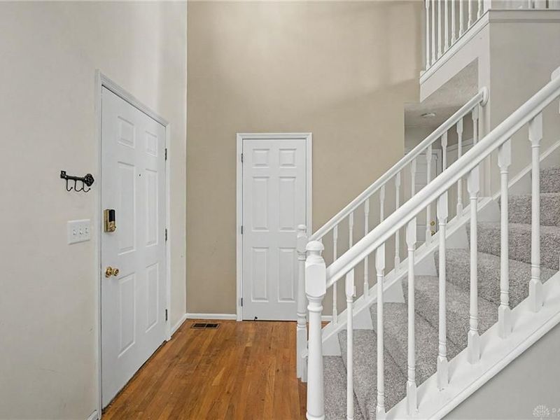1320 Bonniebrook Drive, Miamisburg, OH 45342 Photo 3
