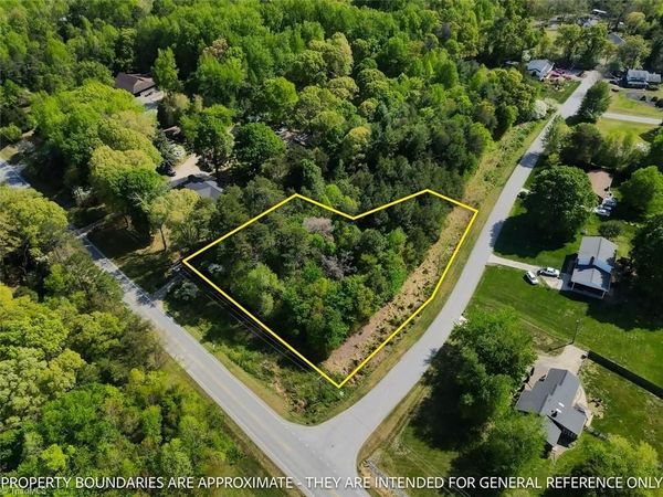 5100 Liberty Road , Greensboro, NC 27406