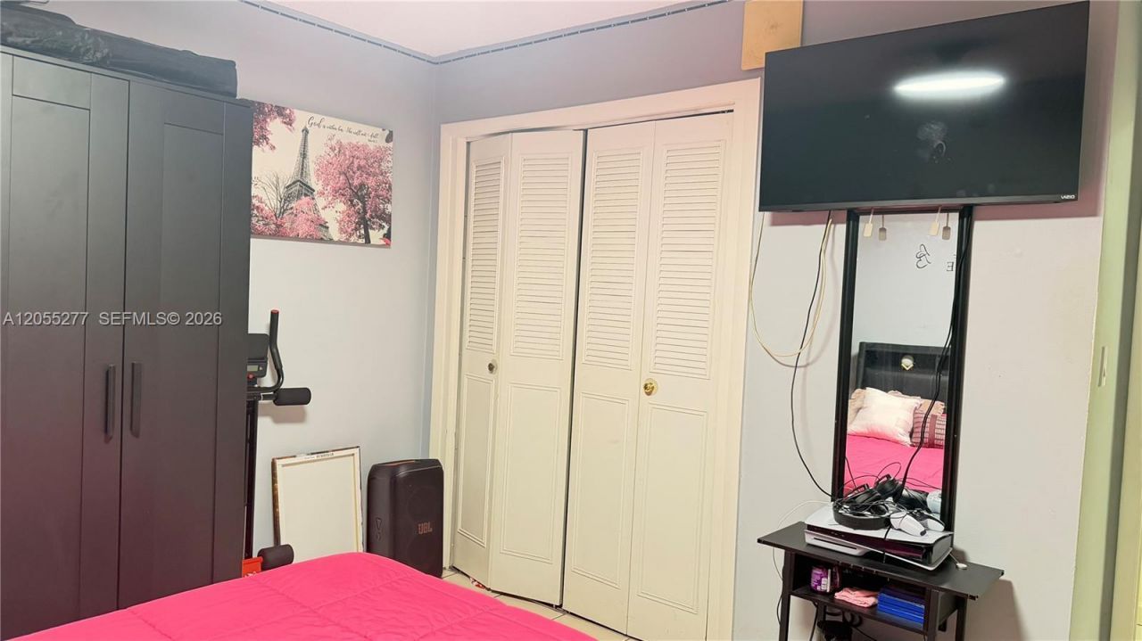 Please Call For Address, Miami, FL 33165 Photo