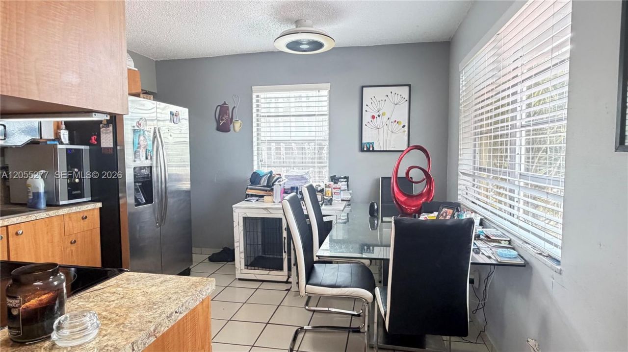 Please Call For Address, Miami, FL 33165 Photo