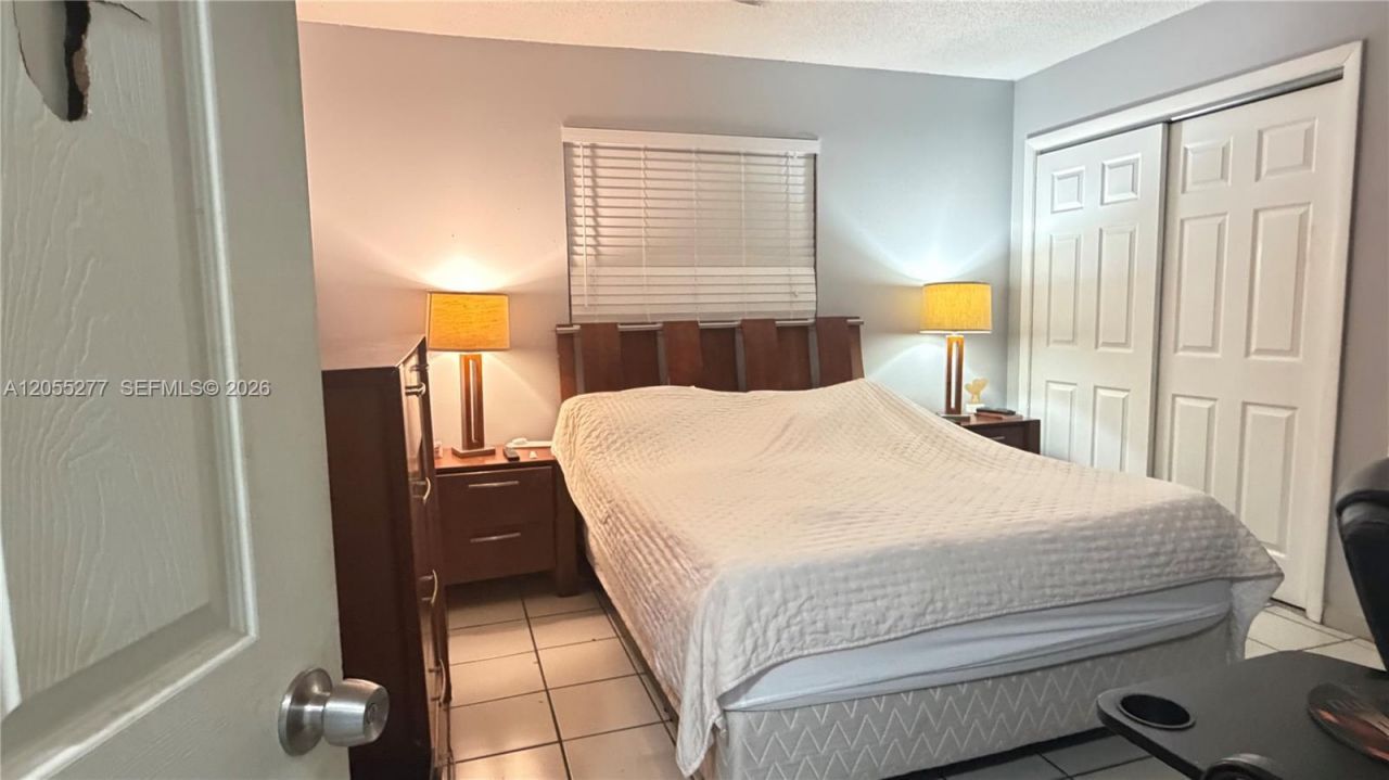 Please Call For Address, Miami, FL 33165 Photo