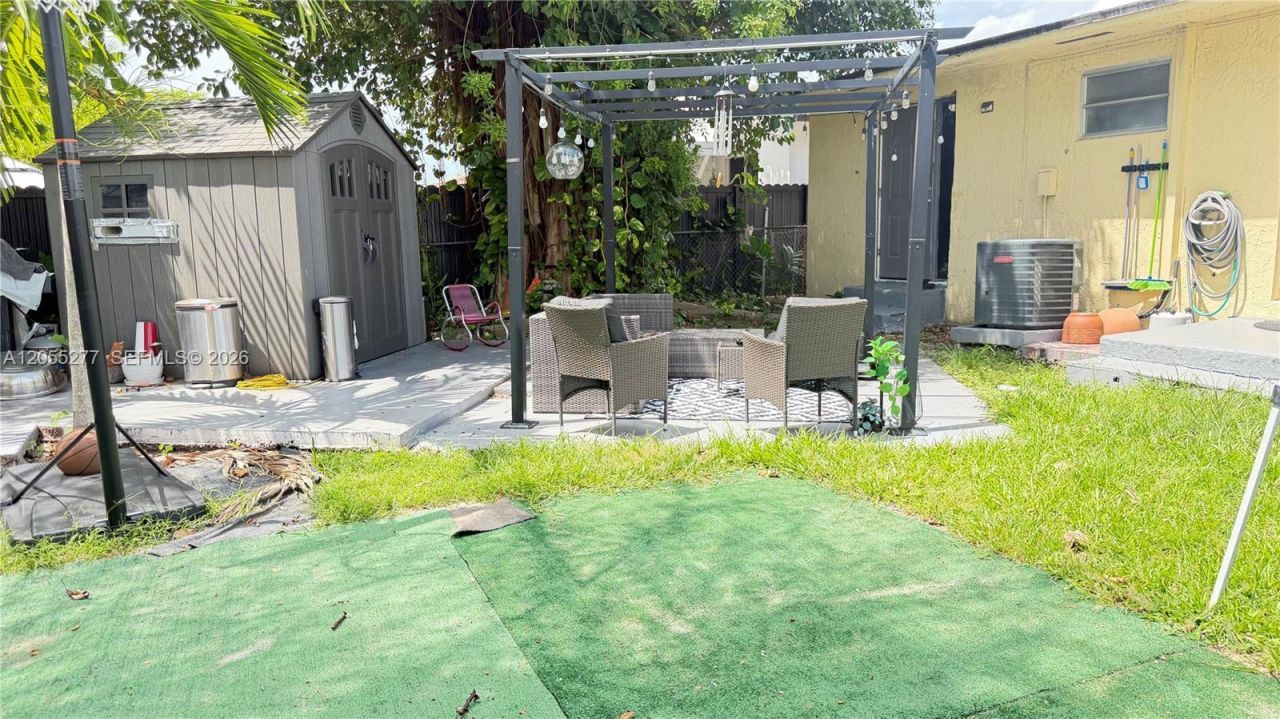 Please Call For Address, Miami, FL 33165 Photo