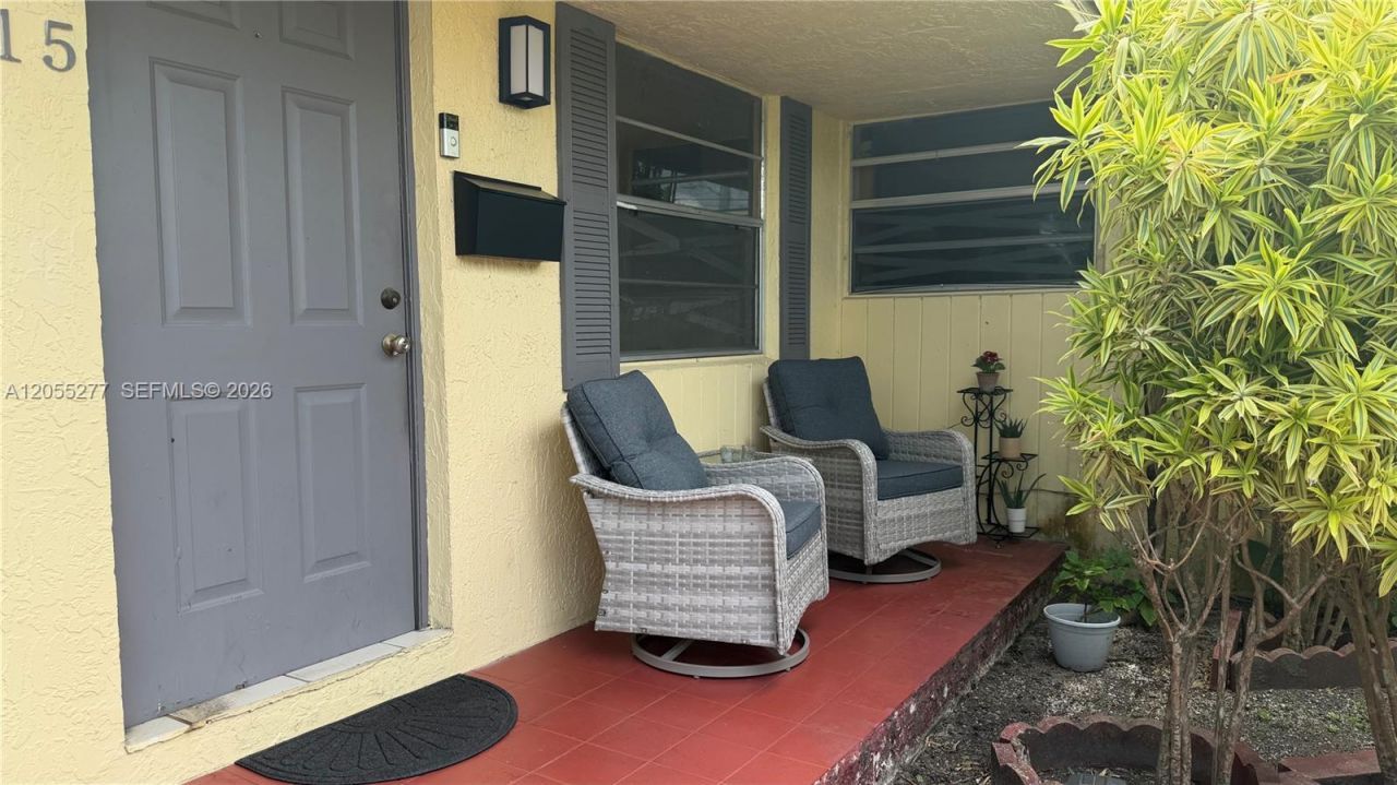Please Call For Address, Miami, FL 33165 Photo
