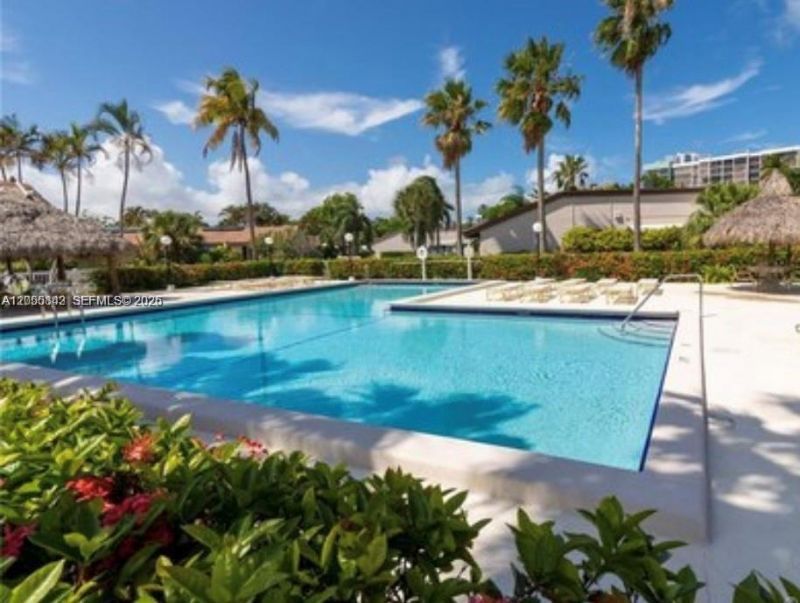 347 Leslie Dr , Hallandale Beach, FL 33009 Photo