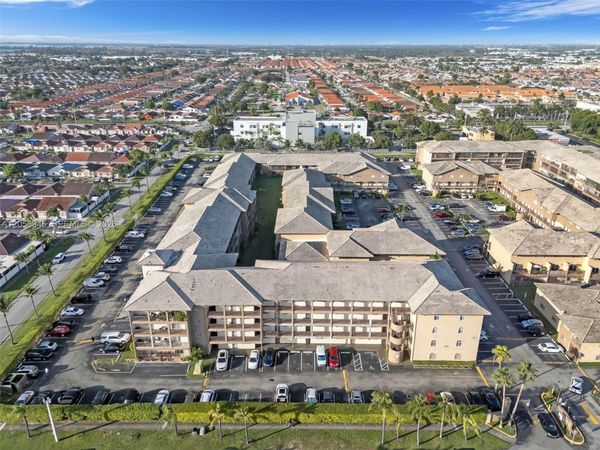 8851 NW 119th St , Unit 3112-3, Hialeah Gardens, FL 33018